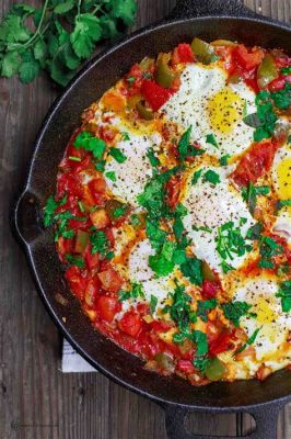 Şakşuka! Een pikante mediterrane tomatensaus vol verrassende smaken en texturen