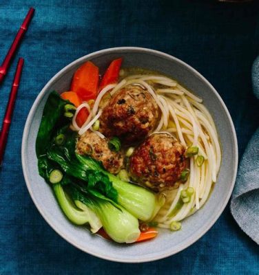  Soupy Songsao Lion's Head: Can You Handle These Delicate Meatballs Swimming in a Savory Broth?